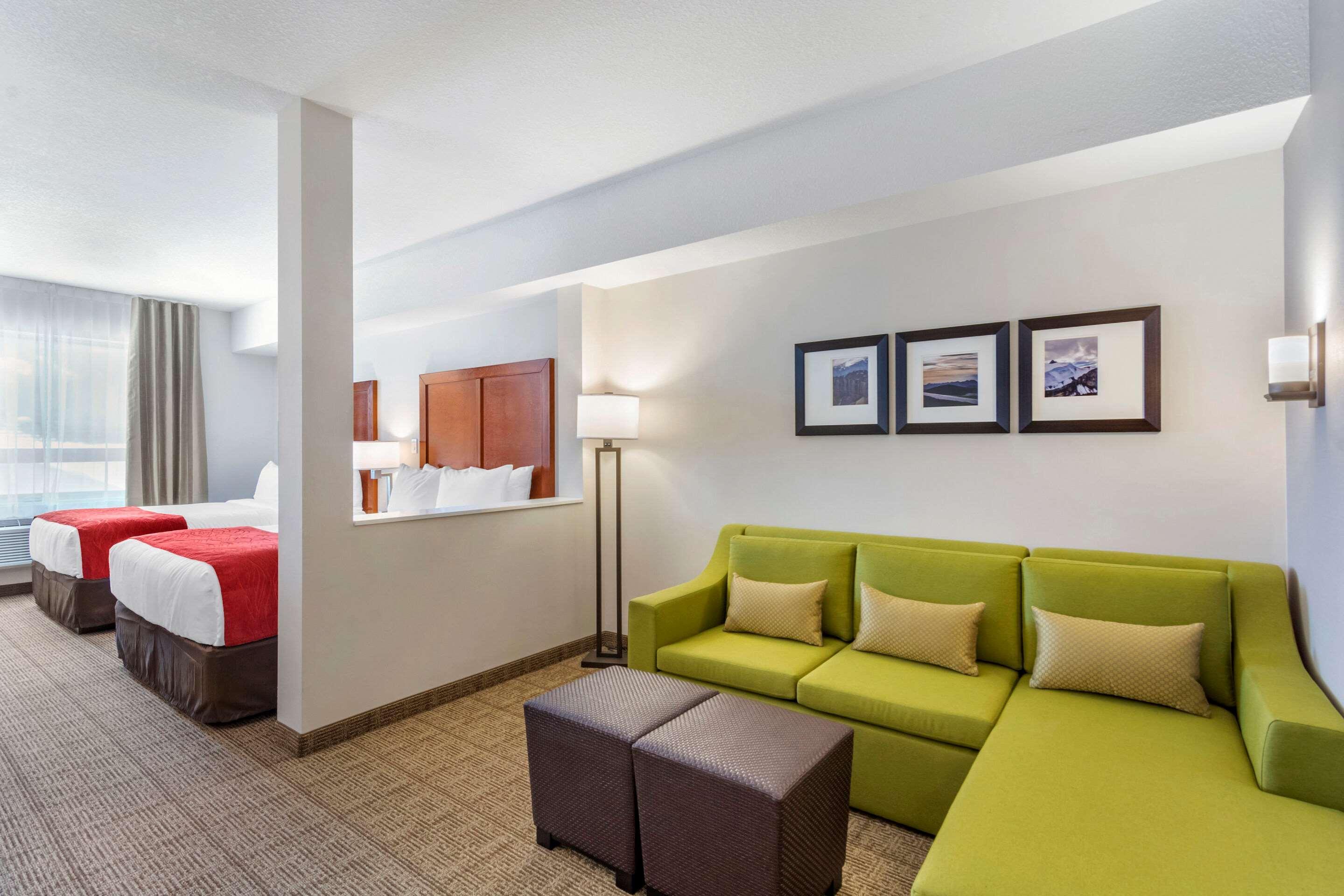 Comfort Inn&Suites Valemount Eksteriør bilde
